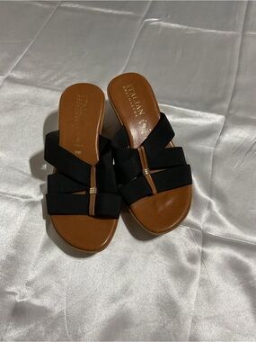 Italian Shoemakers Black Strappy Slide Mules with Brown Footbed